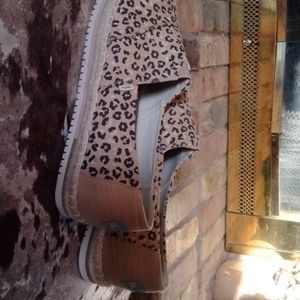 Tom's Leopard Women's Size 12 Alpargata Platform Shoes